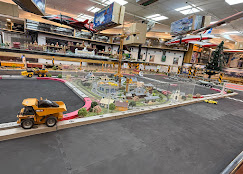 Mining Tipper & City Layout Track